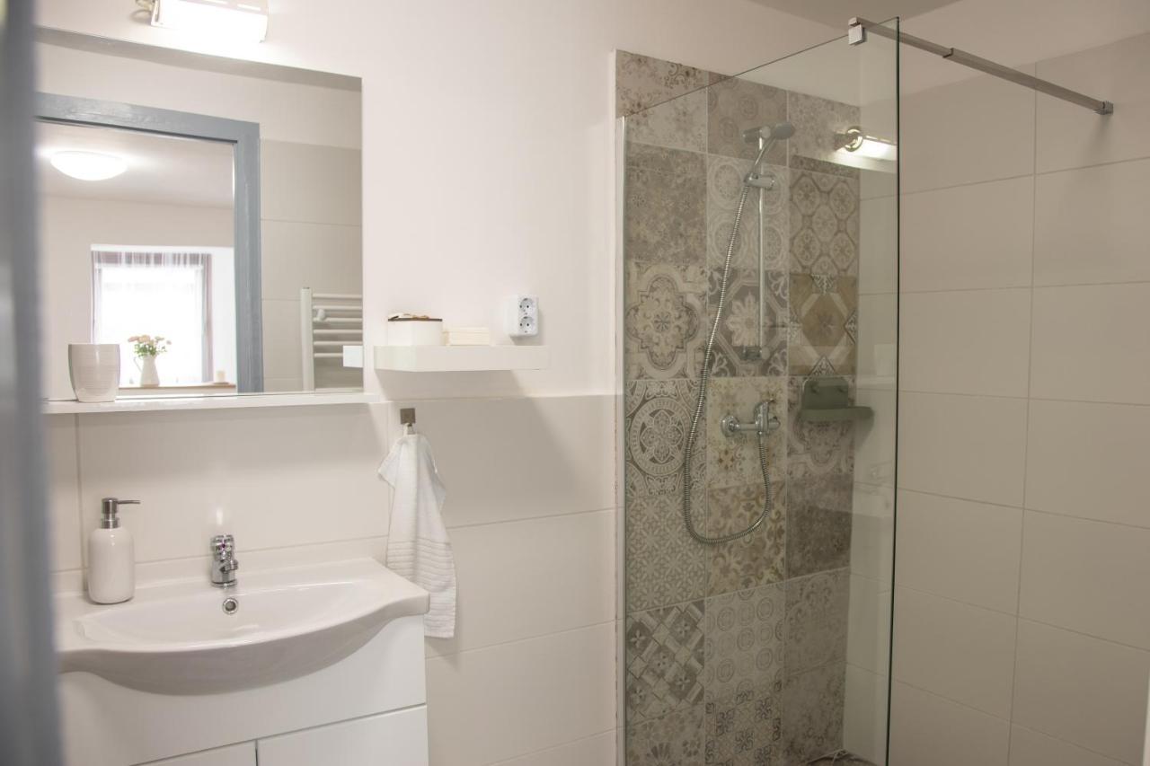 Csillagvirág Apartman Gyula Kültér fotó